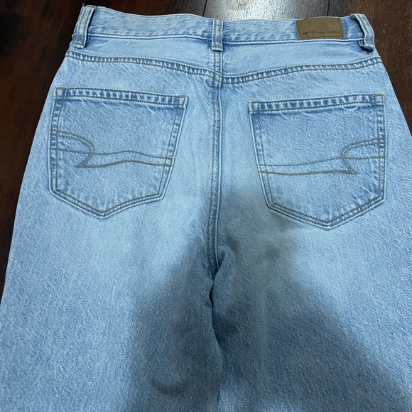 American Eagle mom jeans - Picture 5 of 5